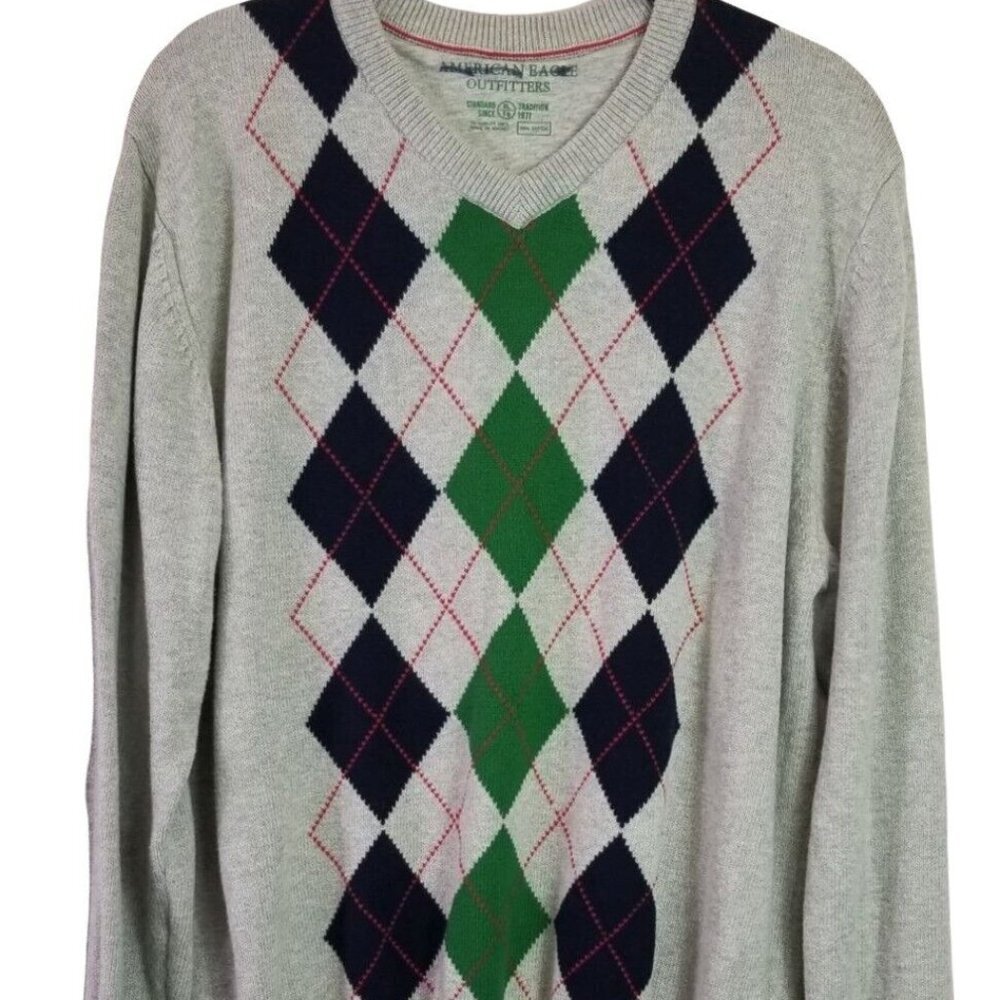 American Eagle Outfitters Men size XL Gray Diamond V Neck Sweater Long Sleeve